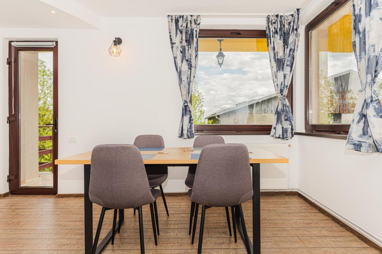 Snug Apartments - Private Parking Near Downtown Braszów Zewnętrze zdjęcie