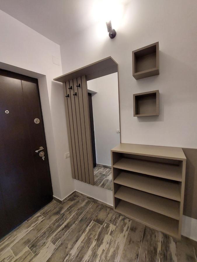 Snug Apartments - Private Parking Near Downtown Braszów Zewnętrze zdjęcie
