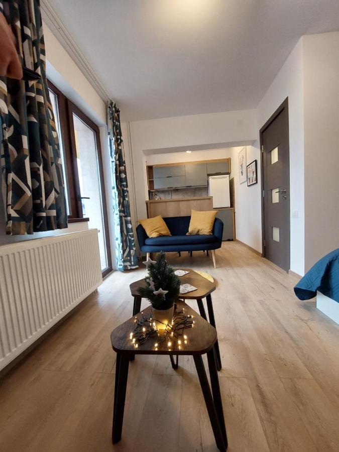 Snug Apartments - Private Parking Near Downtown Braszów Zewnętrze zdjęcie