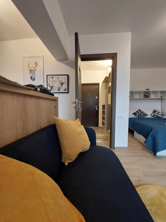 Snug Apartments - Private Parking Near Downtown Braszów Zewnętrze zdjęcie